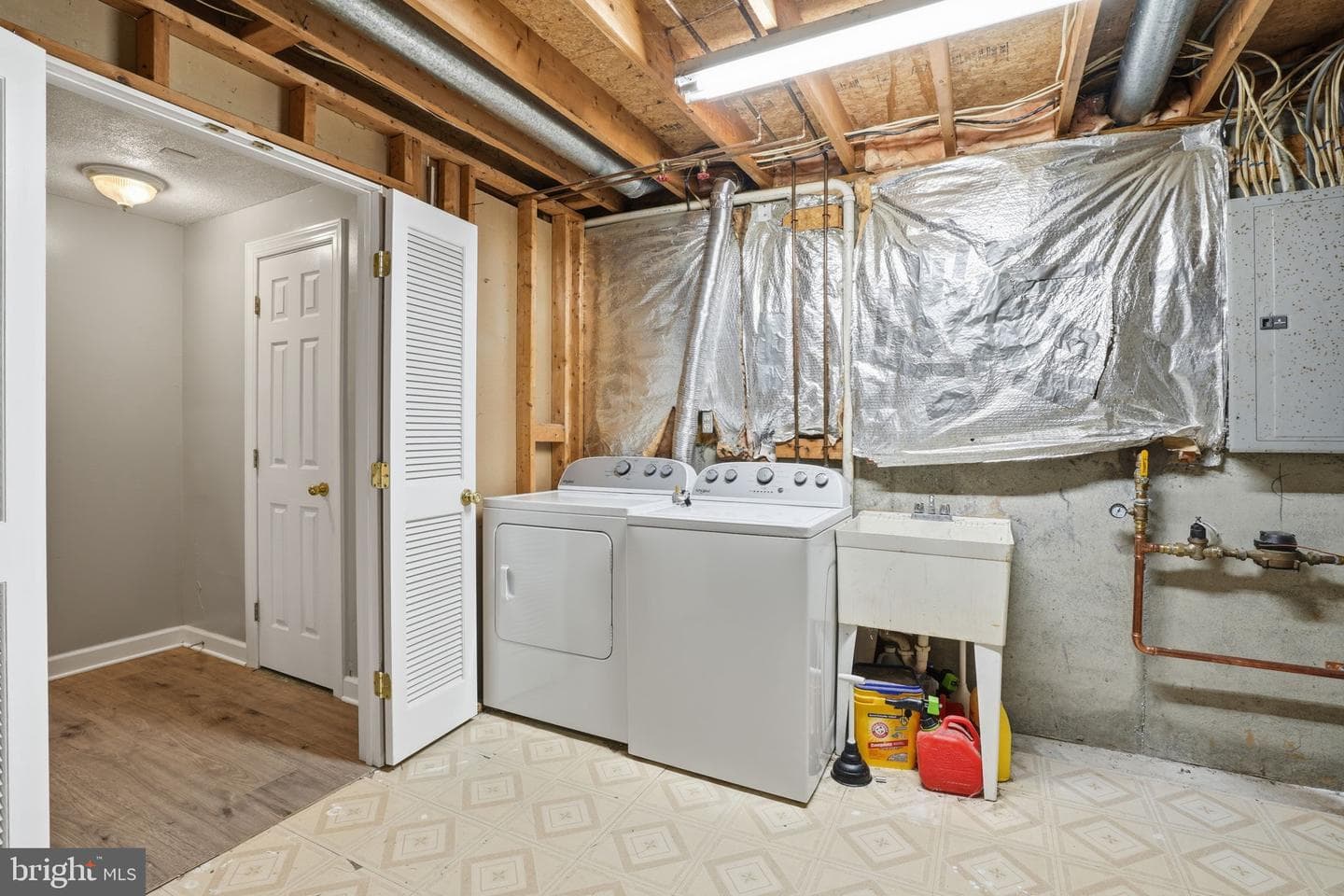 847 Medinah Circle photo 17