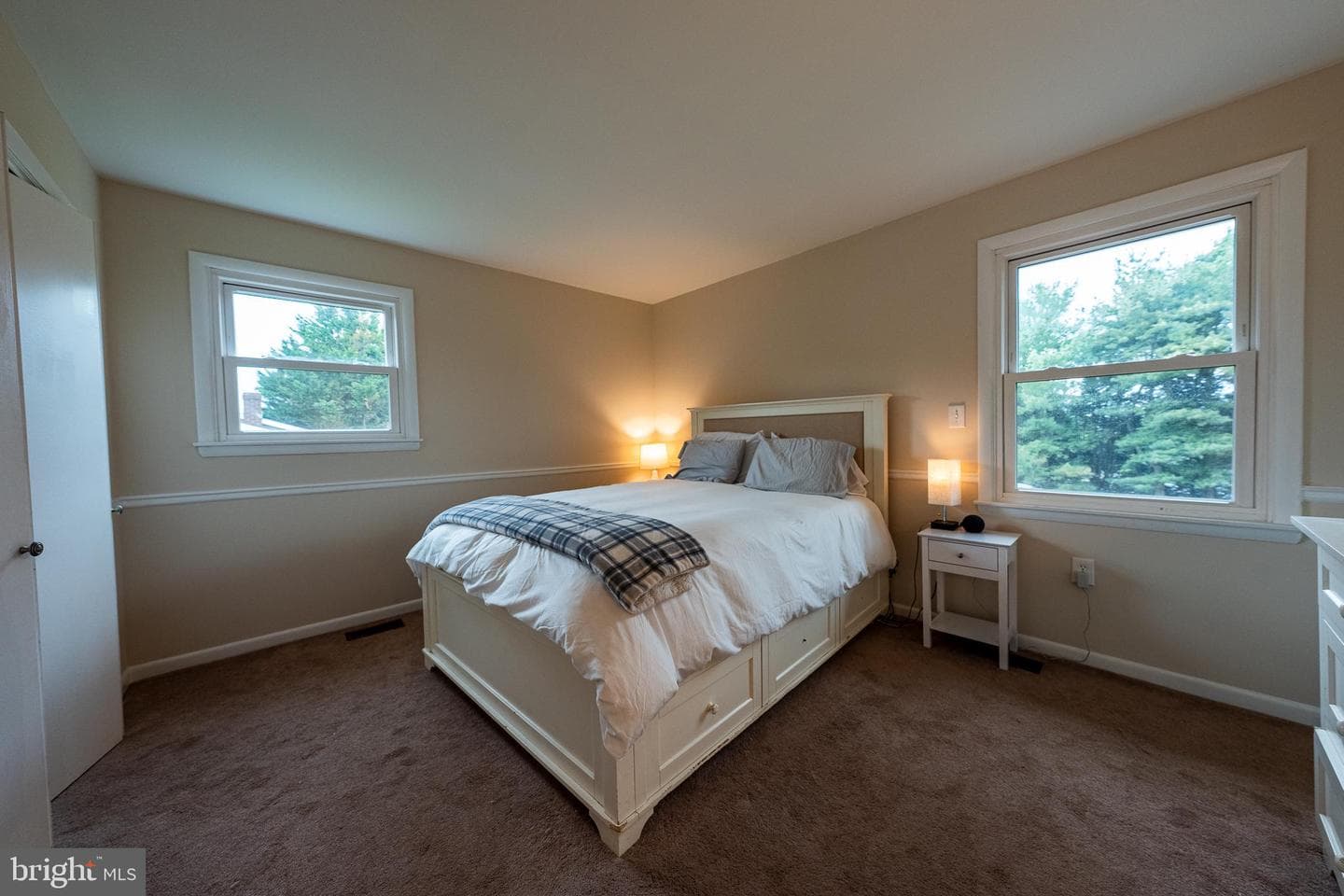 1005 Caren Drive photo 12