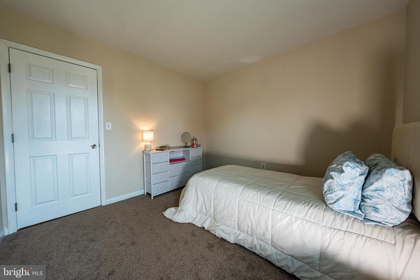 1005 Caren Drive photo 16