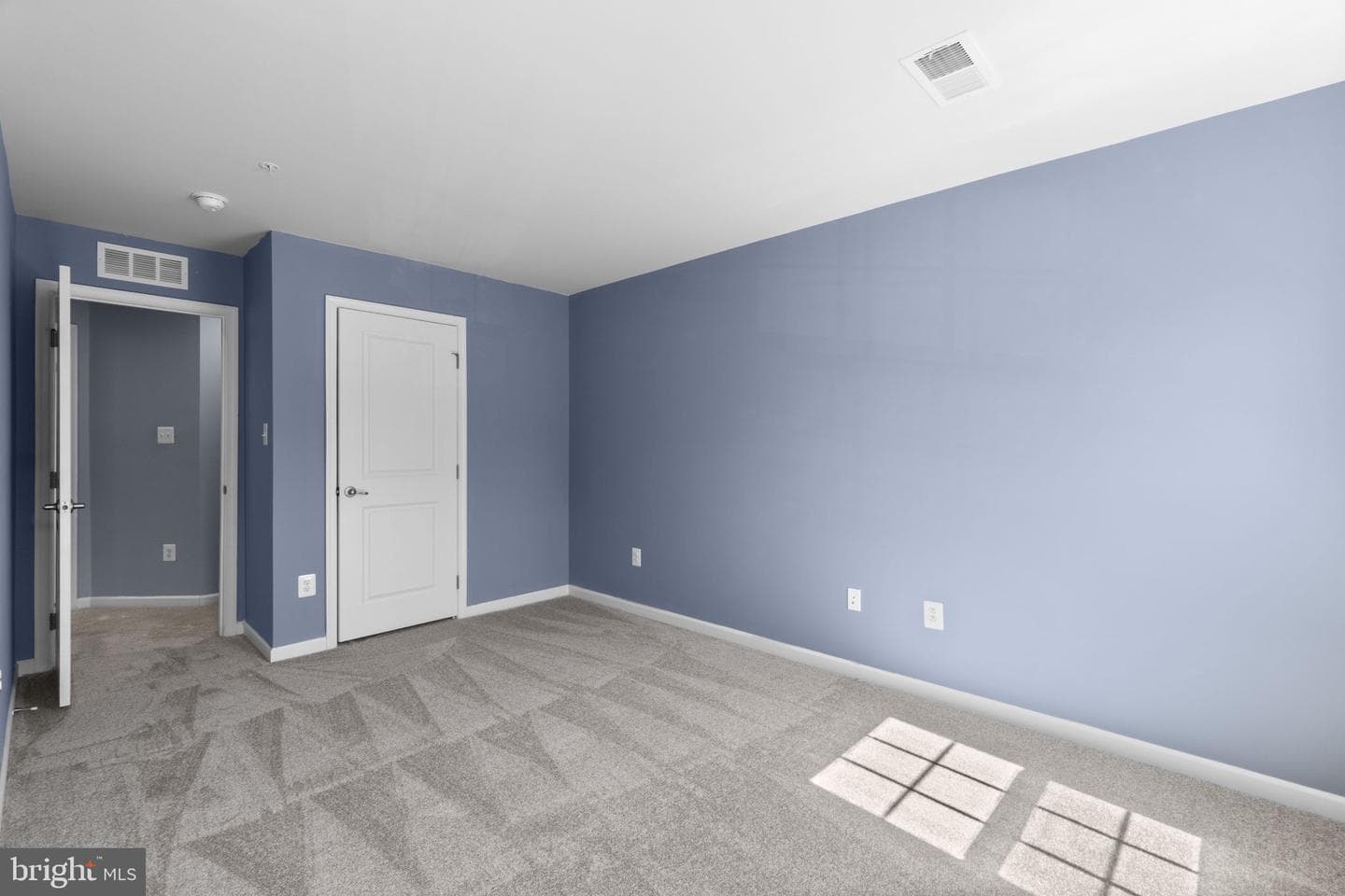 696 Wilford Court photo 54