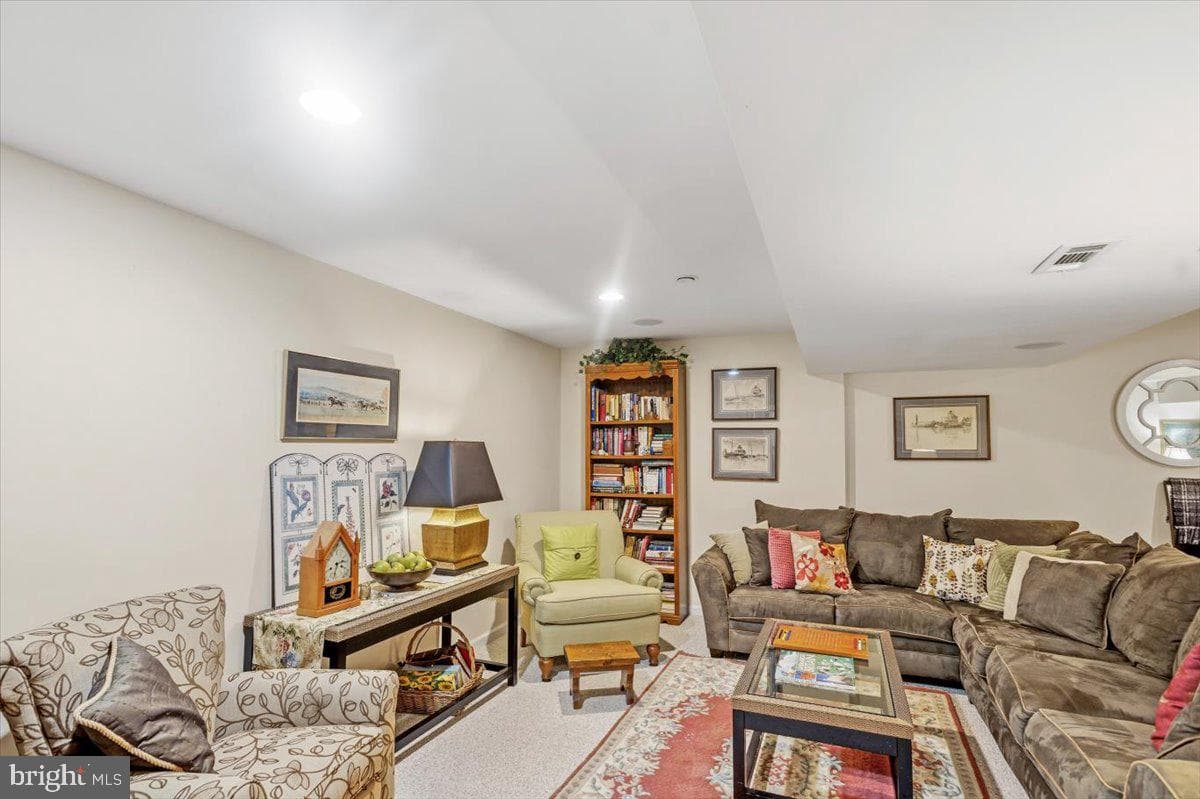 1789 Brookshire Court photo 43