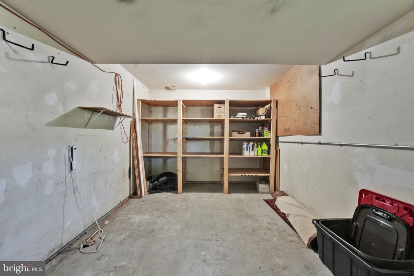 7094 Saddle Drive photo 48