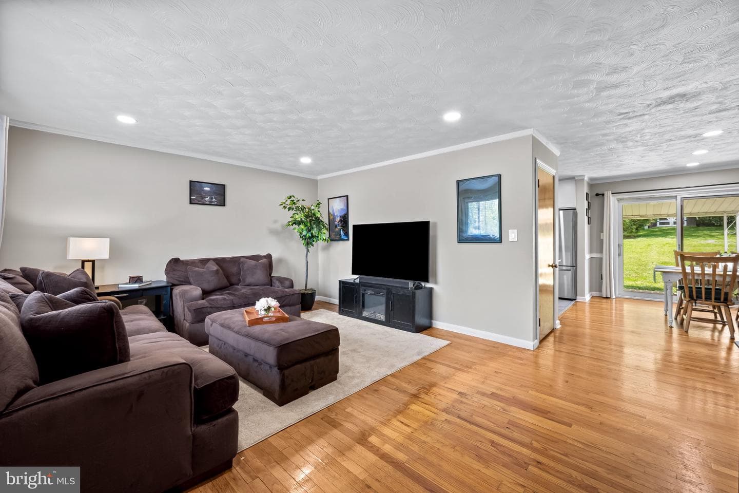 47 Sullivan Road photo 6