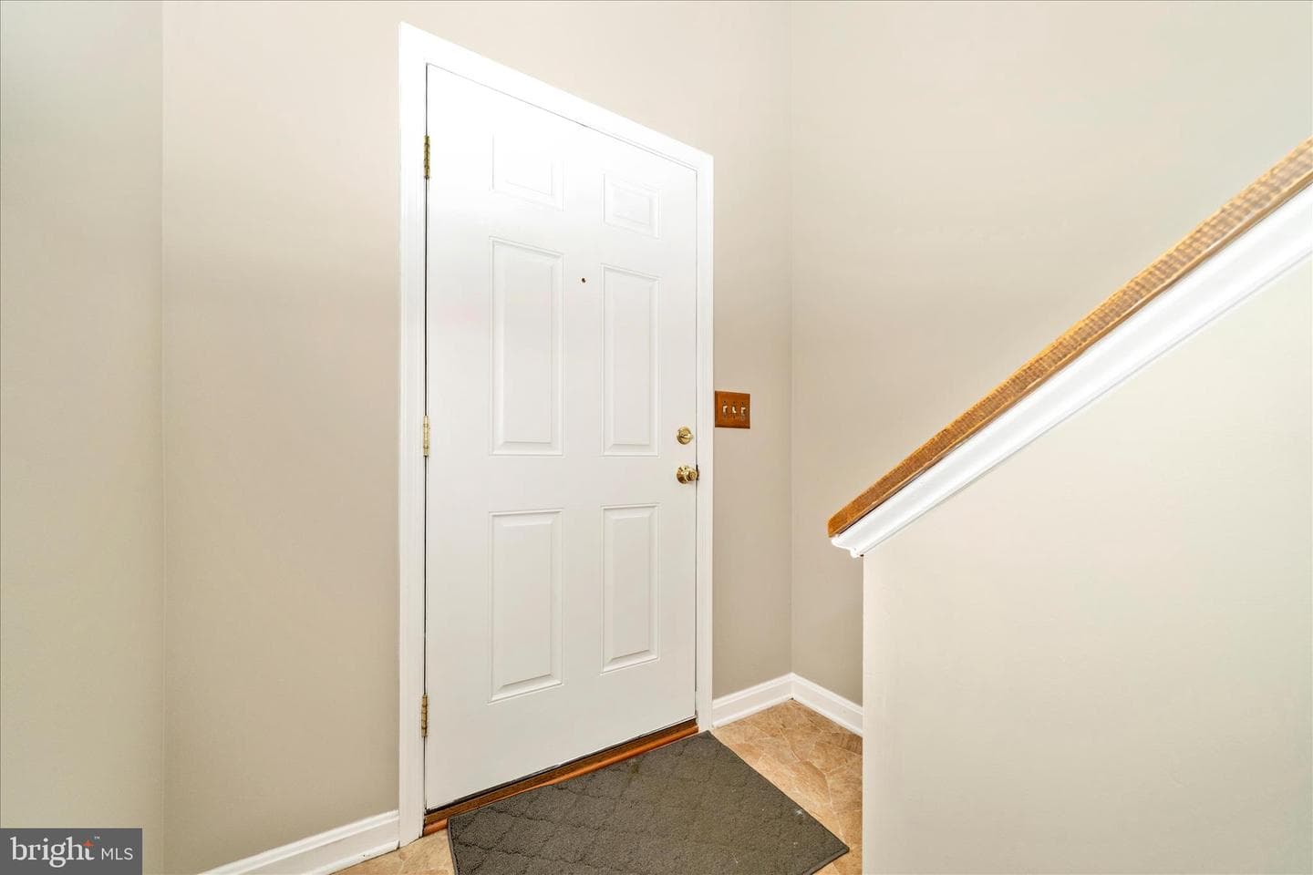 389 Mountain Laurel Court photo 4
