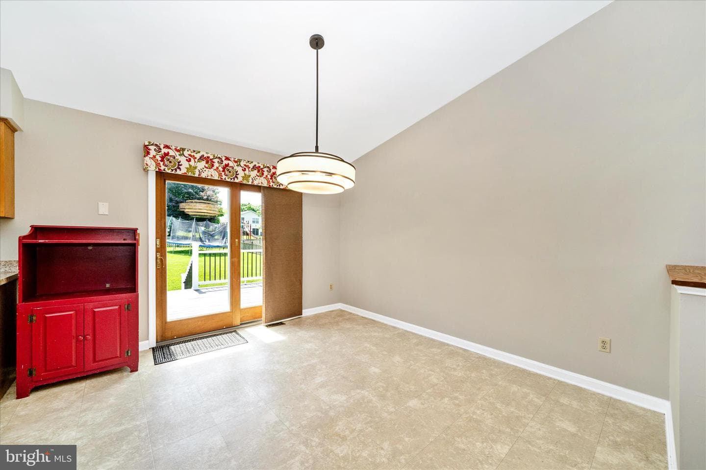 389 Mountain Laurel Court photo 9