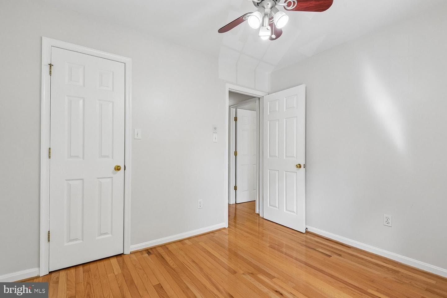 628 Autumn Sky Court photo 16