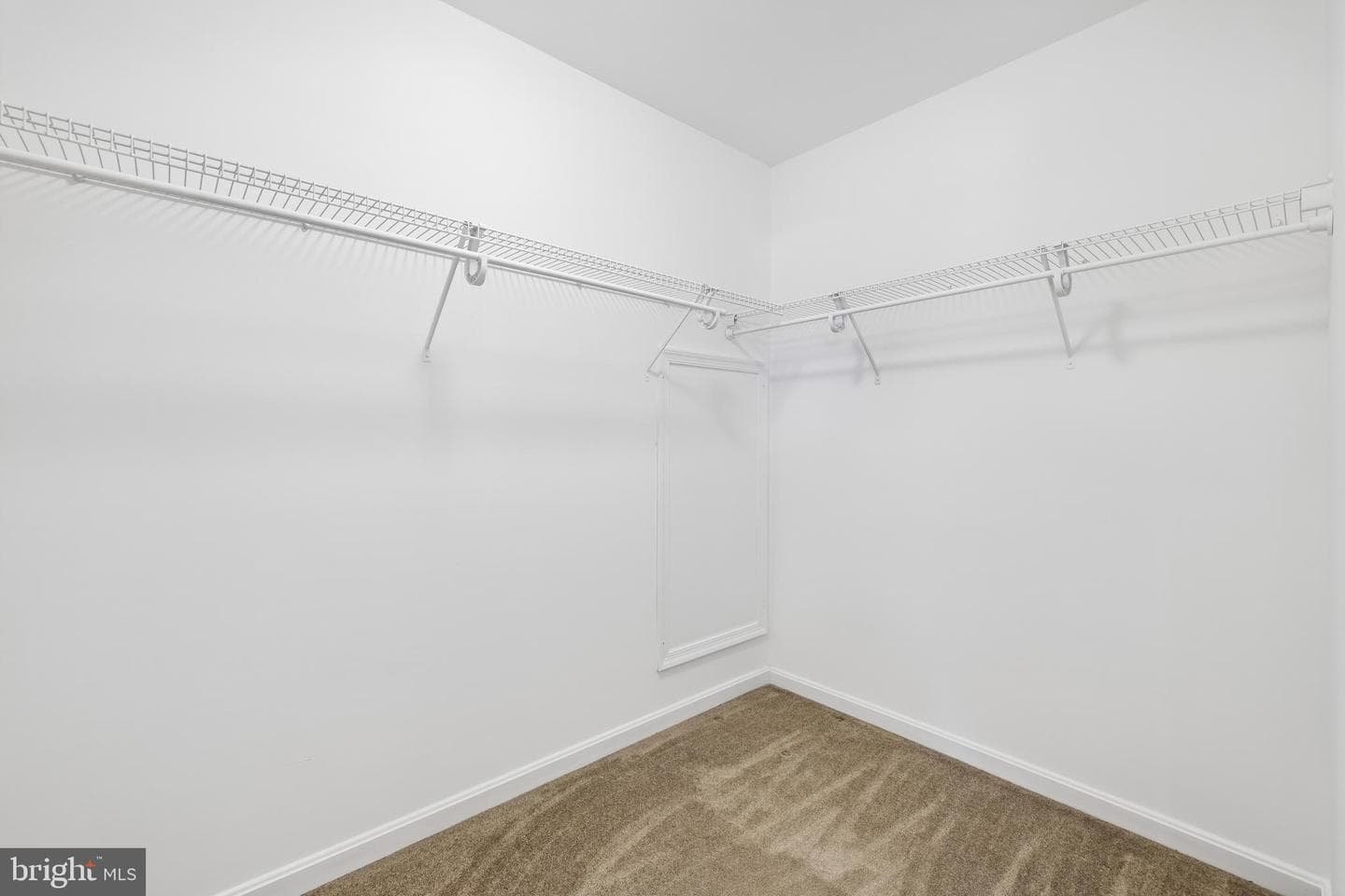 902 Clauser Court photo 42