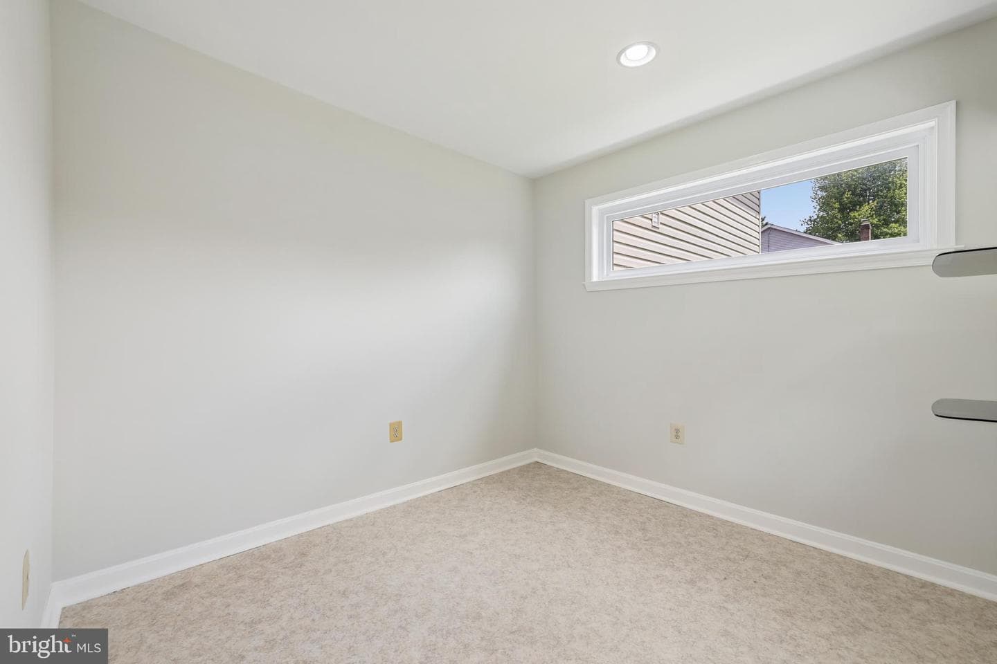 902 Clauser Court photo 57