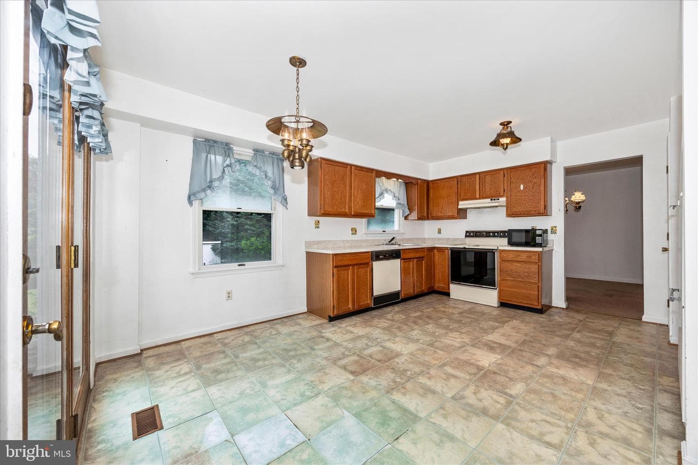 6617 Christy Acres Court photo 16