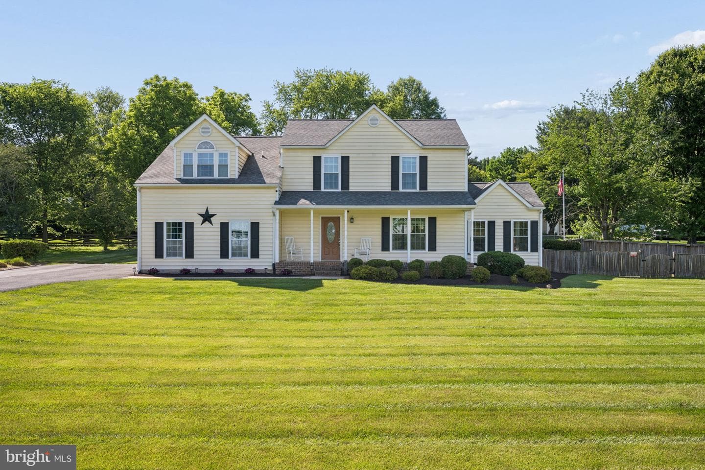 5090 Amantea Way photo 2