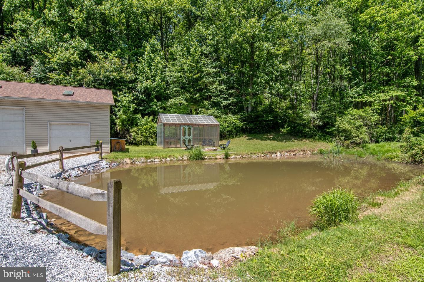 2816 Littlestown Pike photo 12