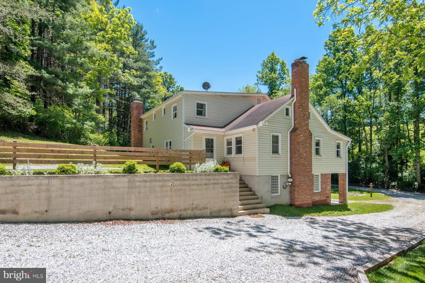 2816 Littlestown Pike photo 7
