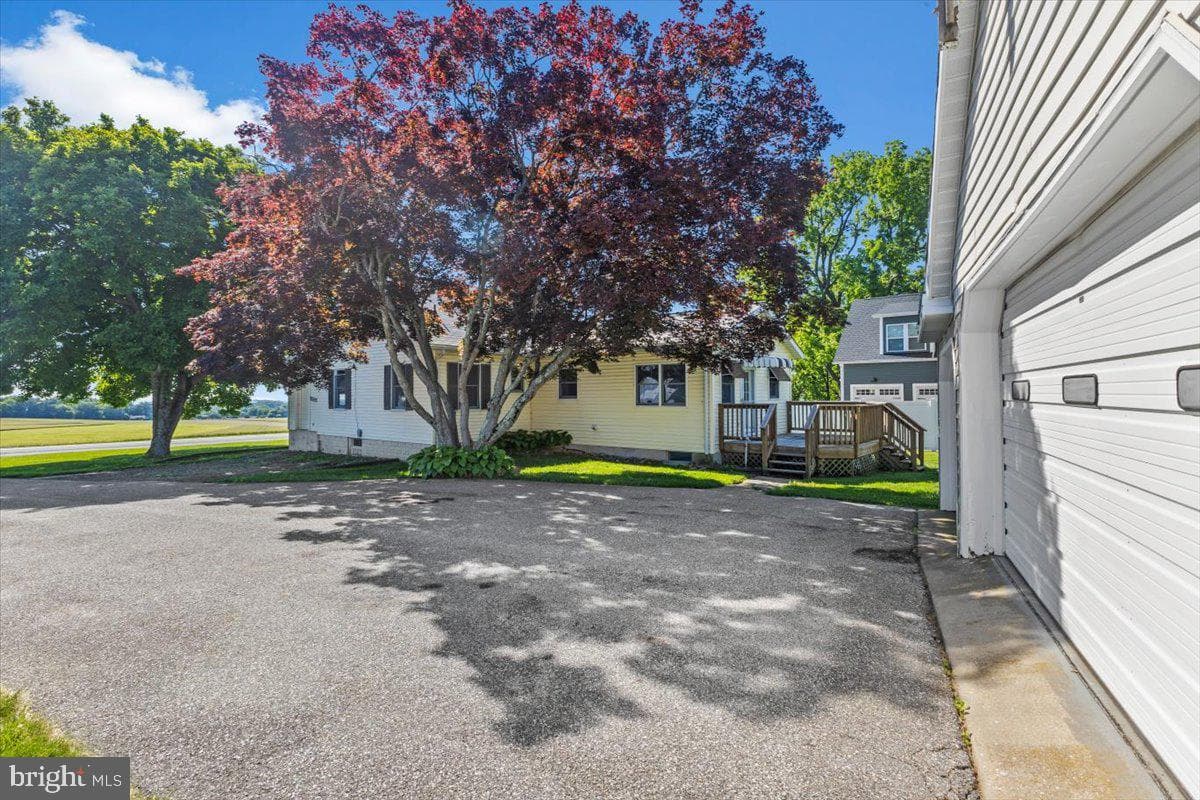 6824 Woodbine Road photo 34