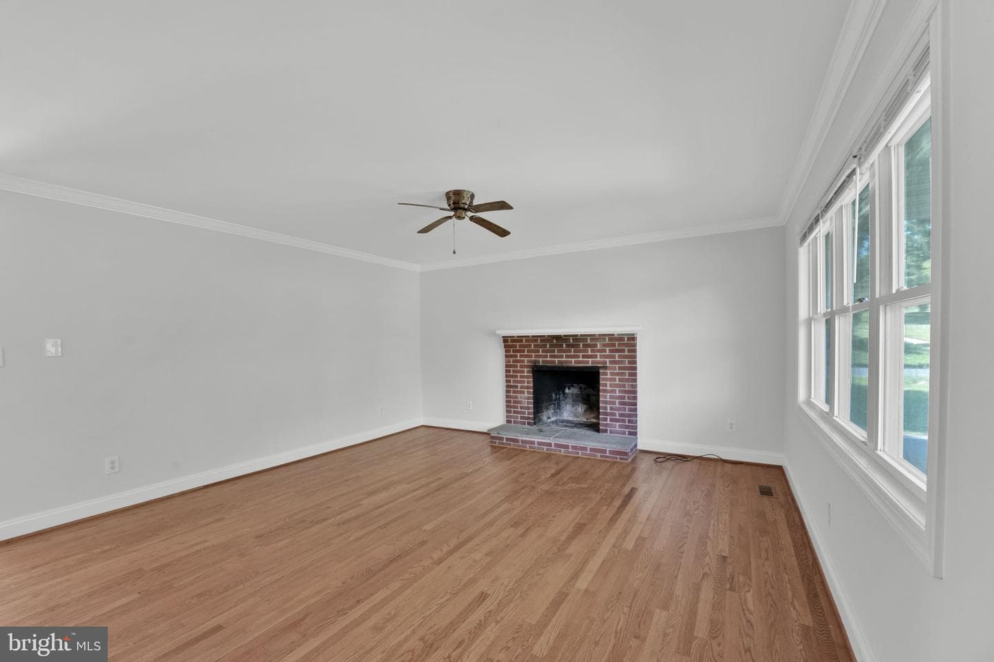810 Wisteria Drive photo 7