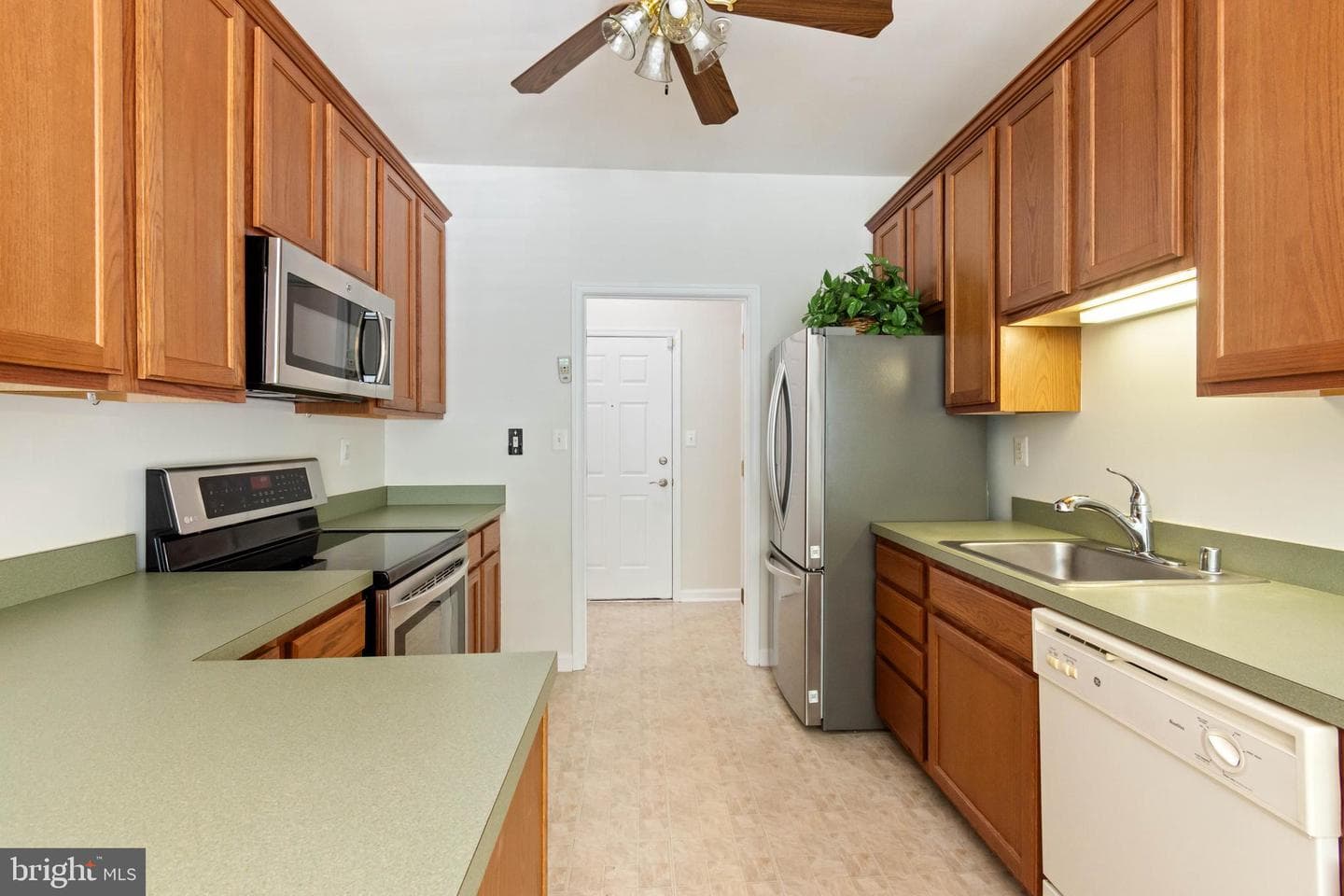 1601 Homeland Drive #1a photo 7