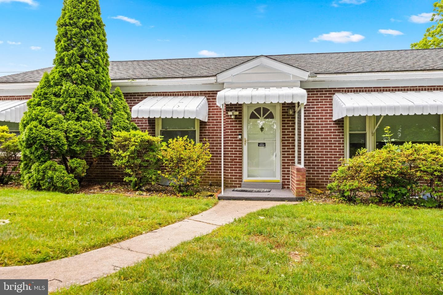 2883 Park Avenue photo 3
