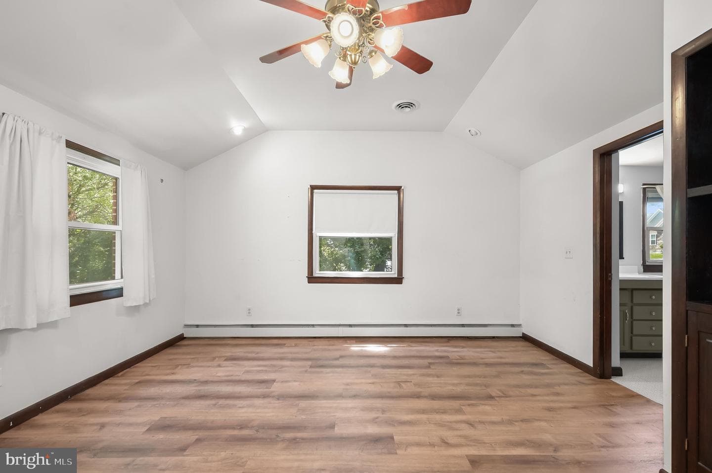 7416 Centre Street photo 25