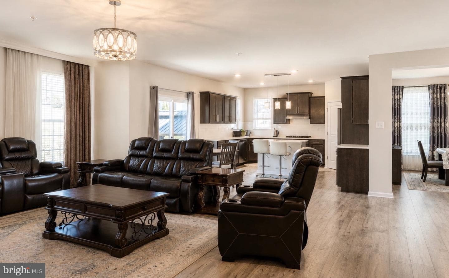 720 Scarlet Sky Drive photo 6