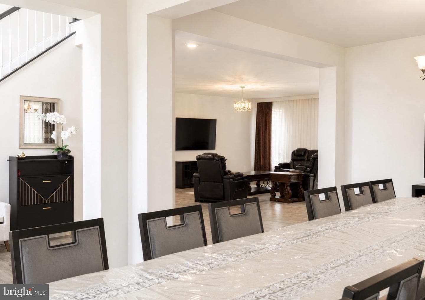 720 Scarlet Sky Drive photo 9