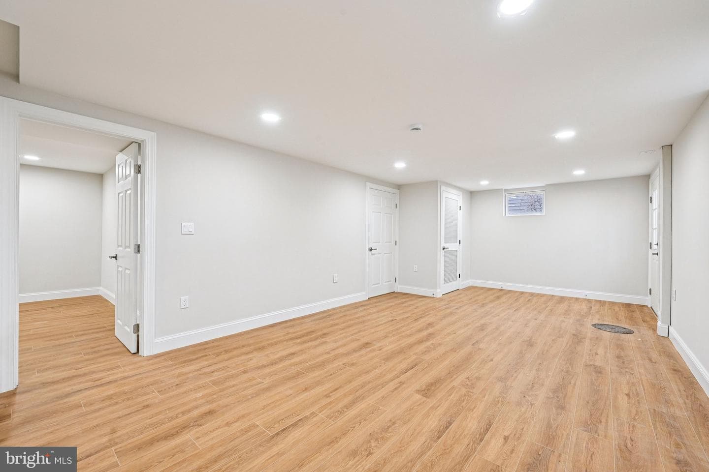 5806 Miriam Drive photo 37