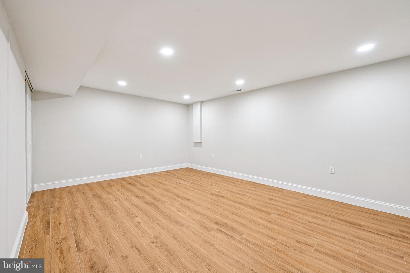 5806 Miriam Drive photo 41