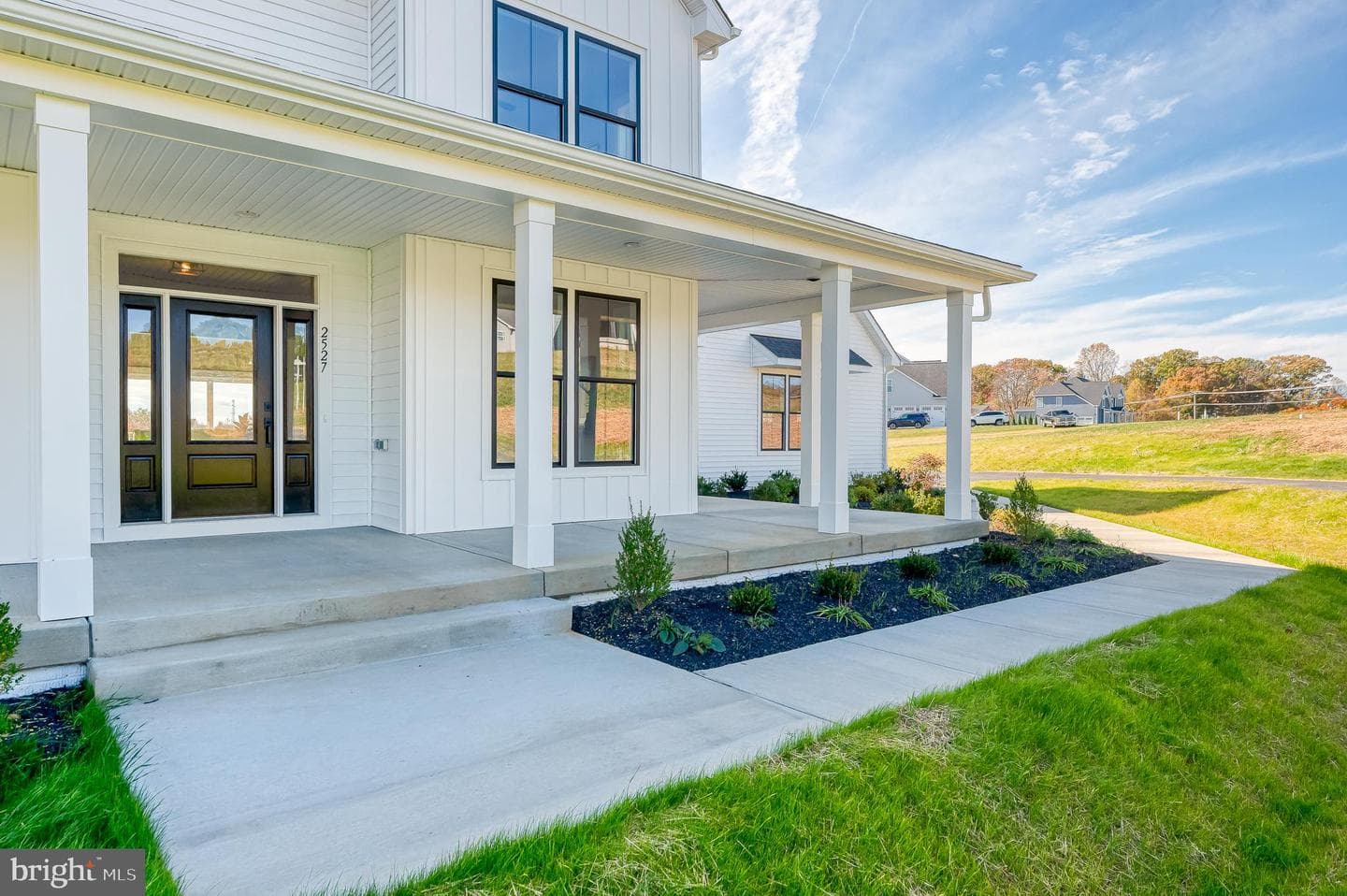 2527a Fourleaf Drive photo 4