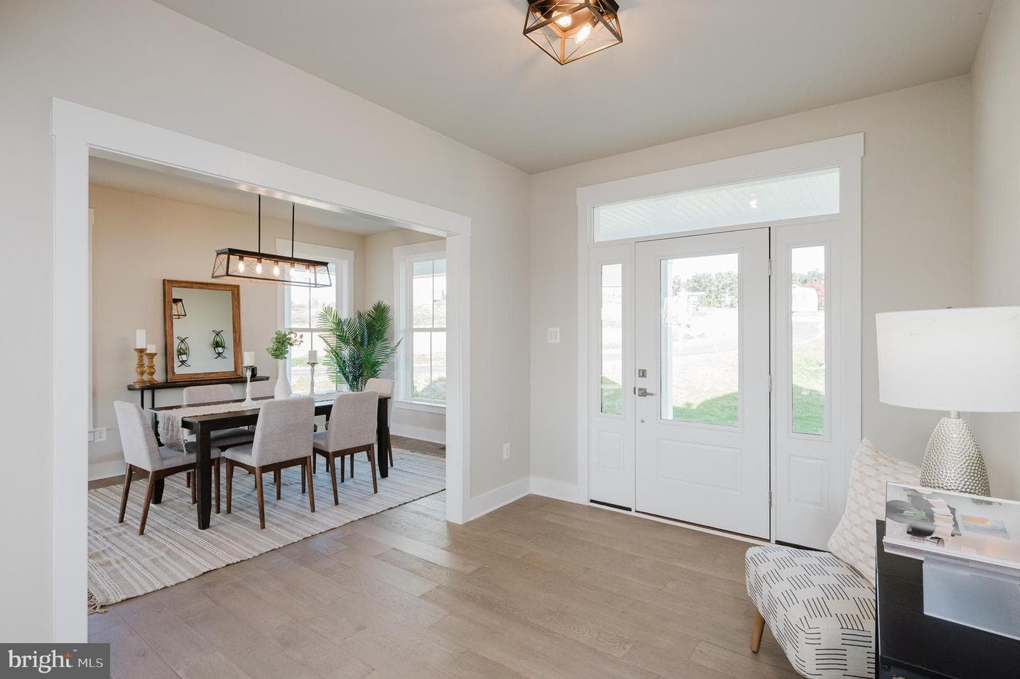 2527a Fourleaf Drive photo 6