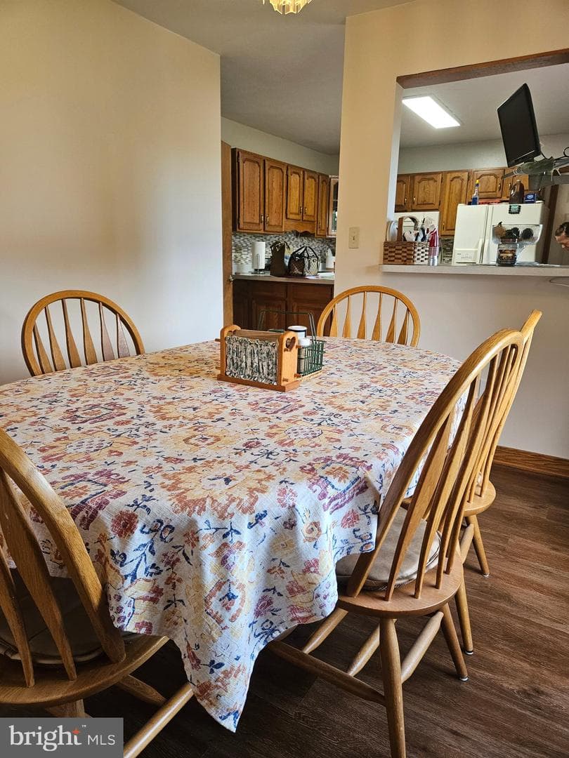 1497 Algonquin Court photo 29