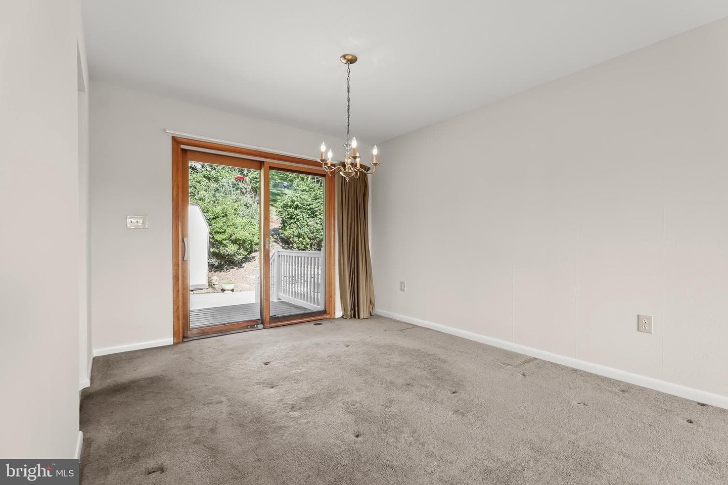 308 Waterview Court photo 14