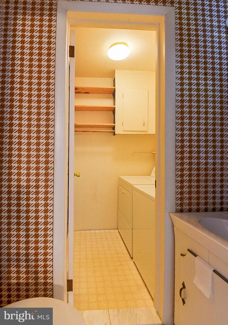 313 Wayne Avenue photo 30