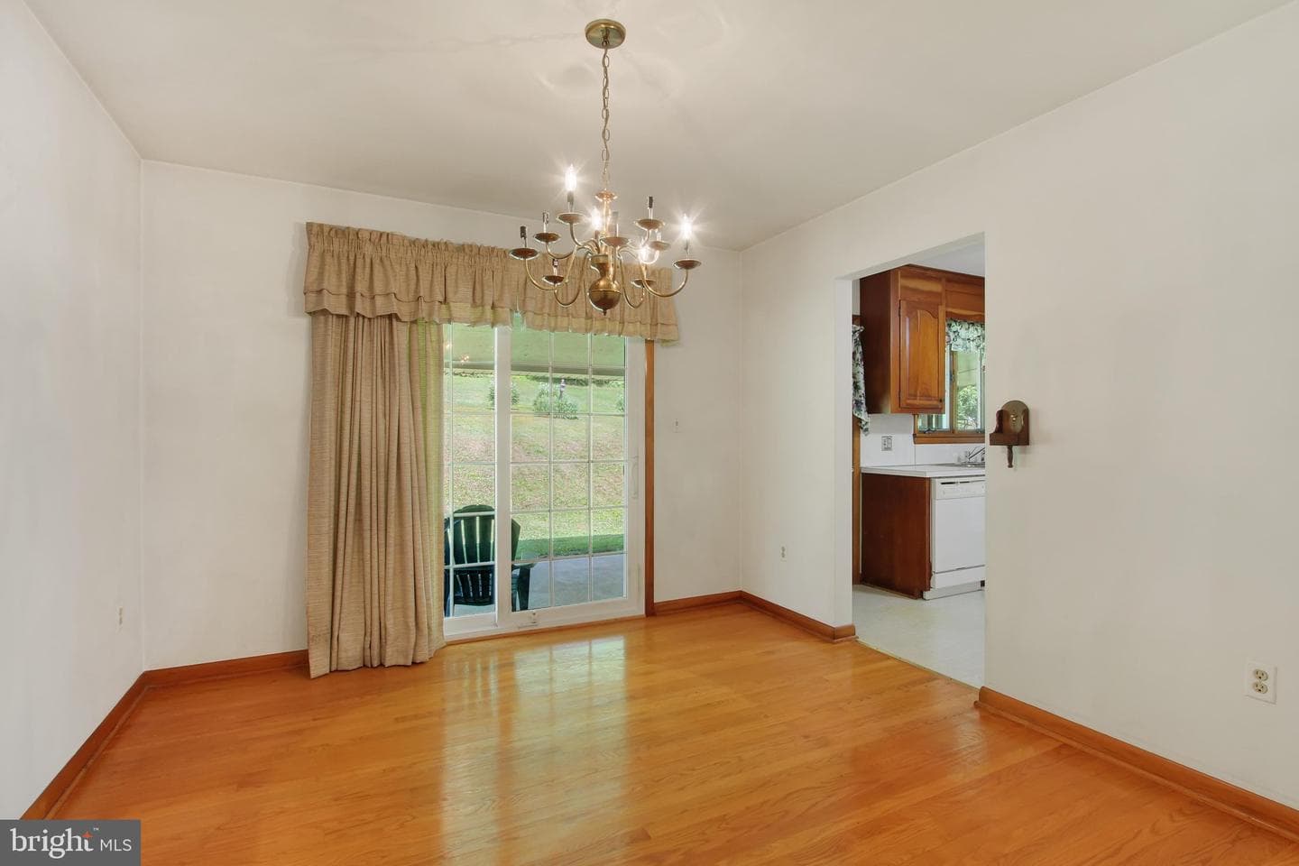 3320 Lineboro Rd photo 11