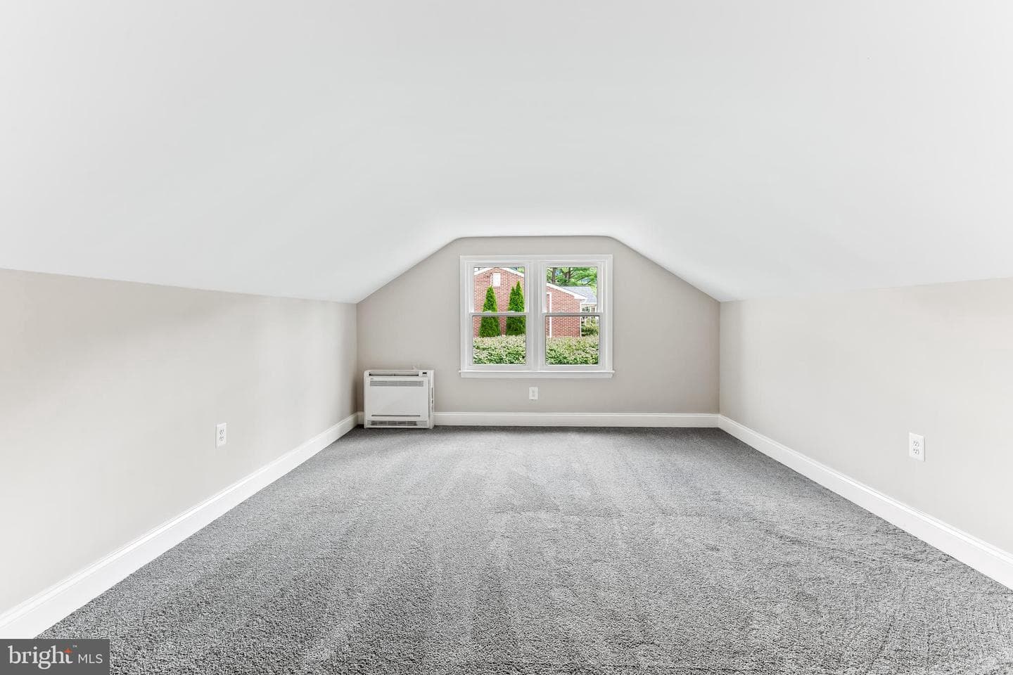 105 Warfieldsburg Road photo 17