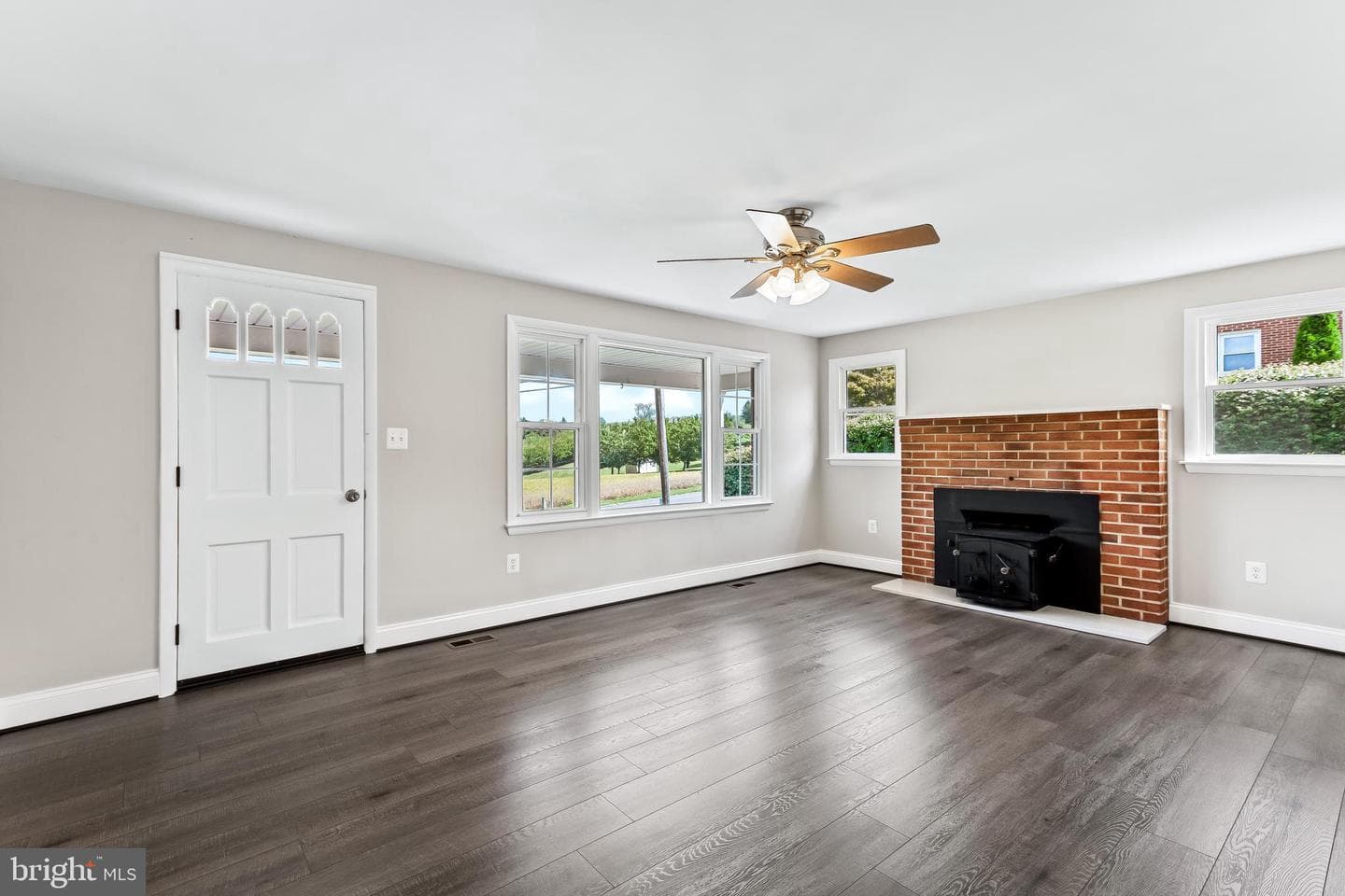 105 Warfieldsburg Road photo 3