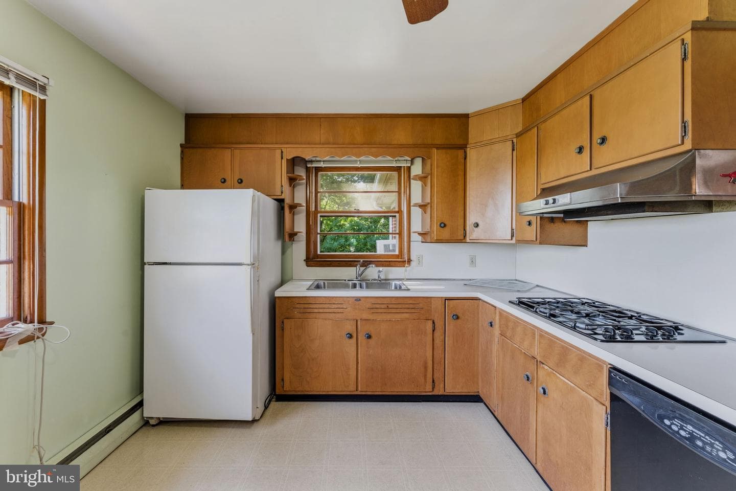 5049 Braddock Road photo 20