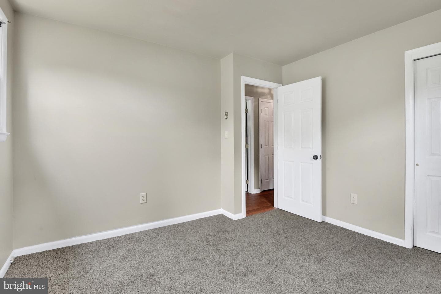 2504 Fairmount Road photo 15