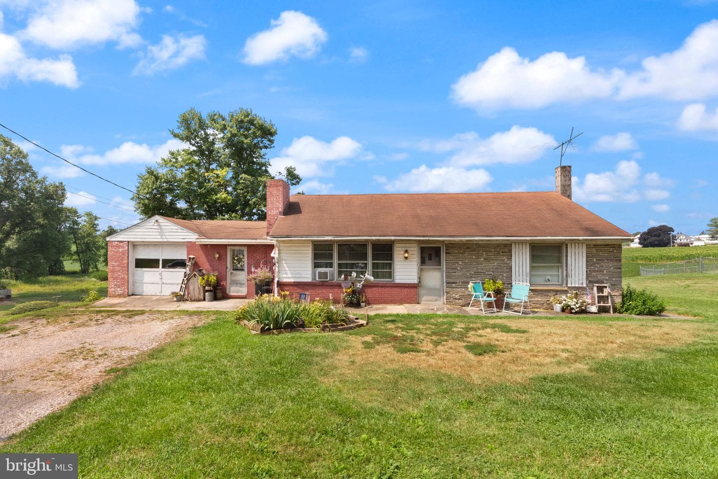 4715 Maple Grove Road, Hampstead