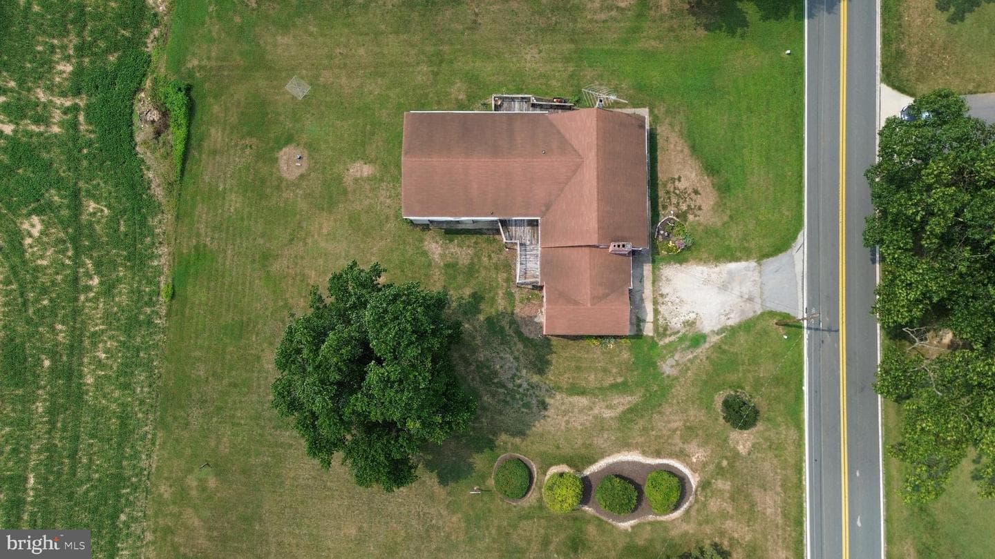 4715 Maple Grove Road photo 34
