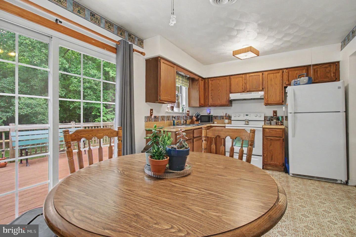 2564 Mindi Drive photo 5