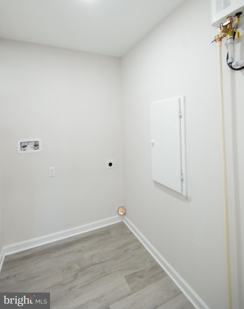 107 Railroad Avenue photo 13