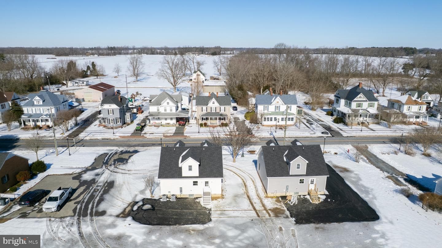 107 Railroad Avenue photo 36