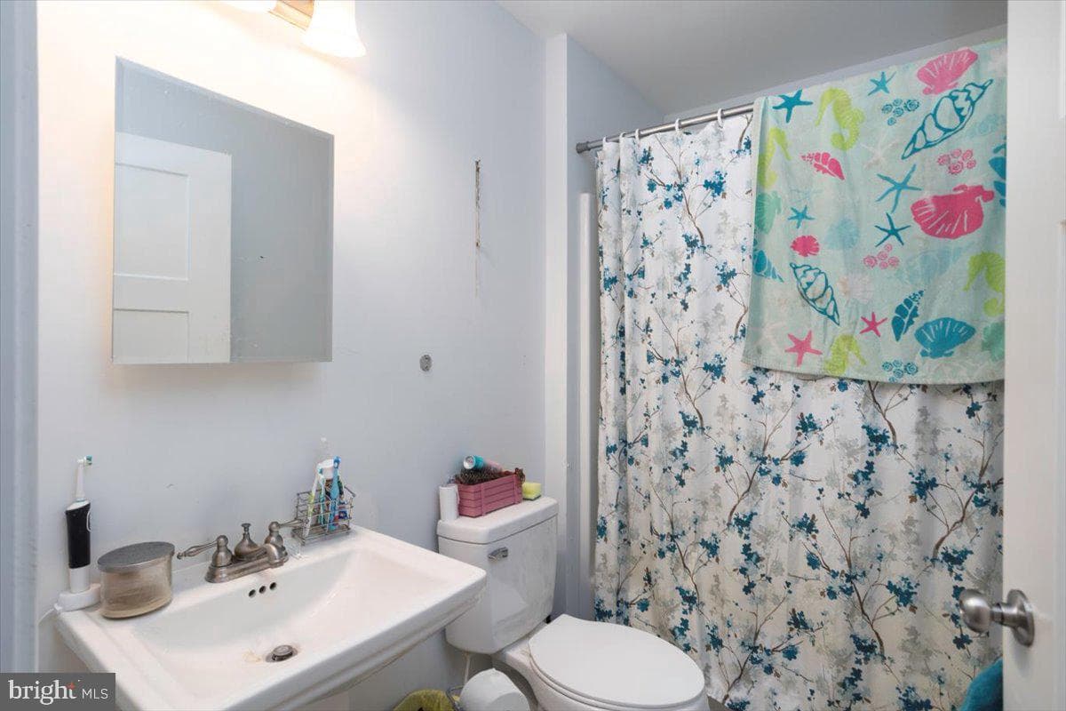 128 South Street photo 8