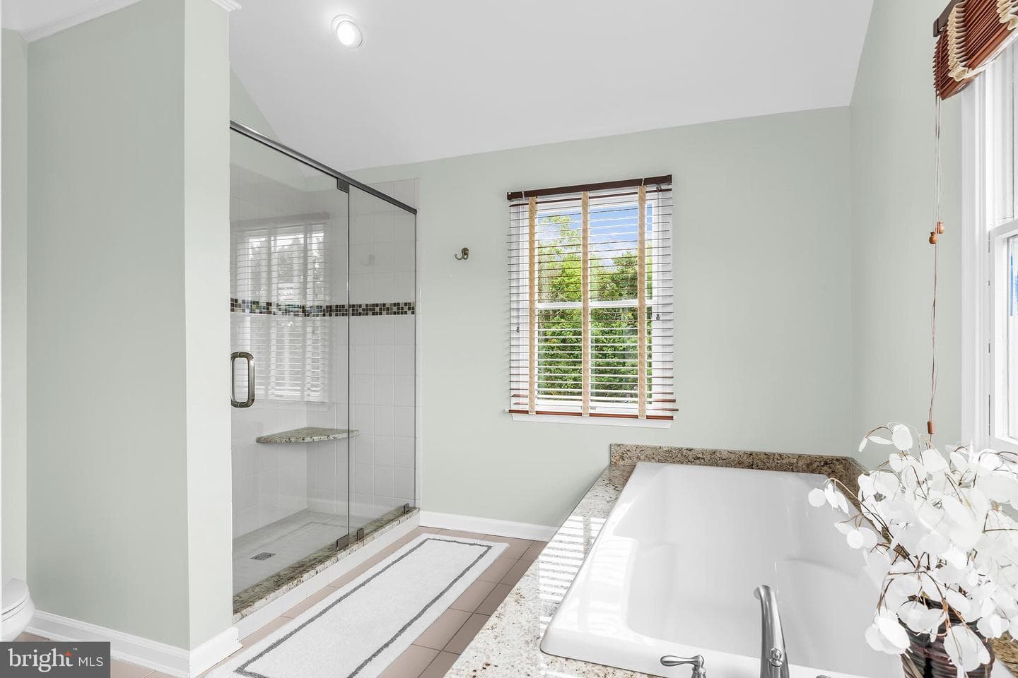 6011 Sunnyside Court photo 40