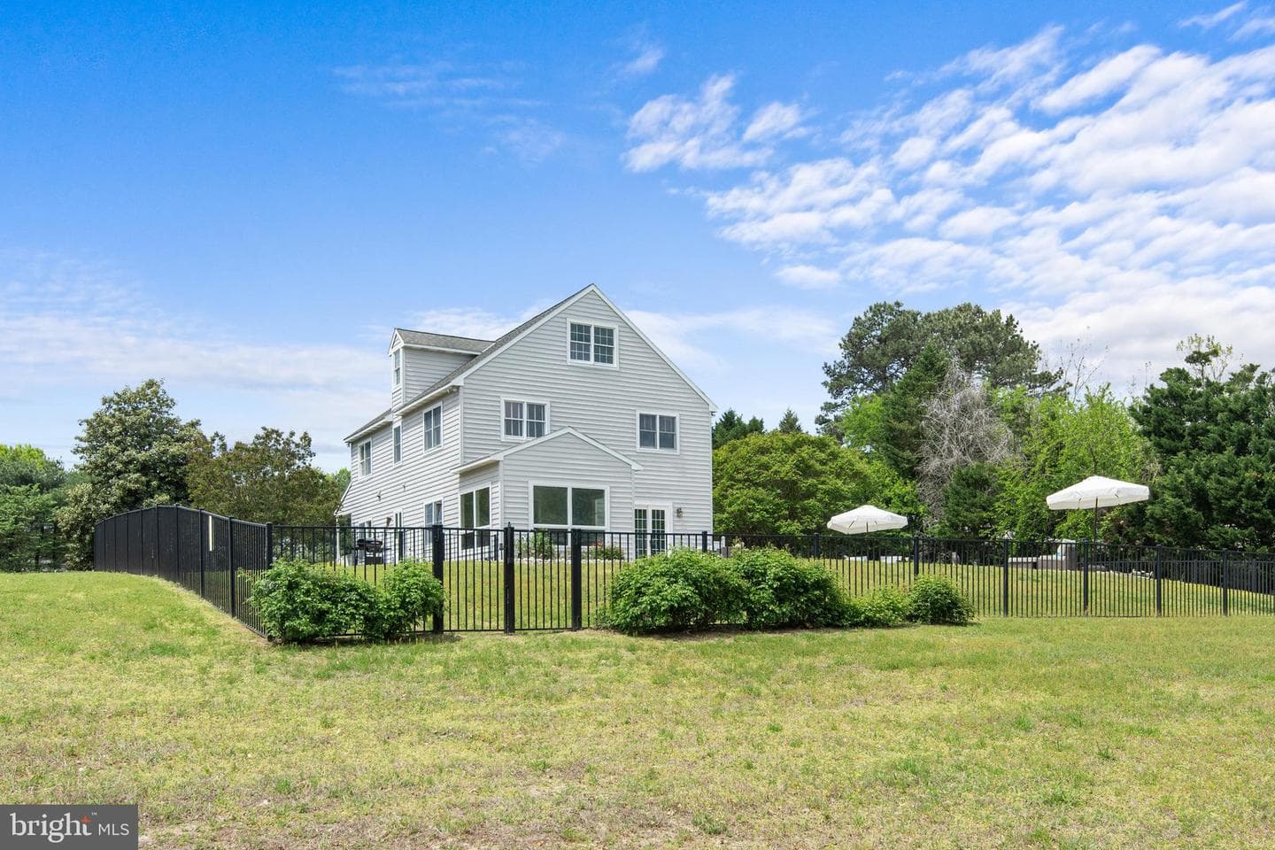6011 Sunnyside Court photo 42