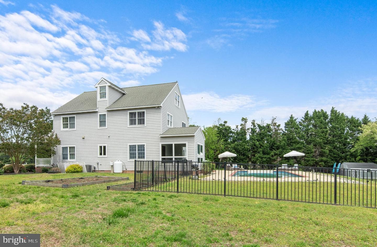 6011 Sunnyside Court photo 44