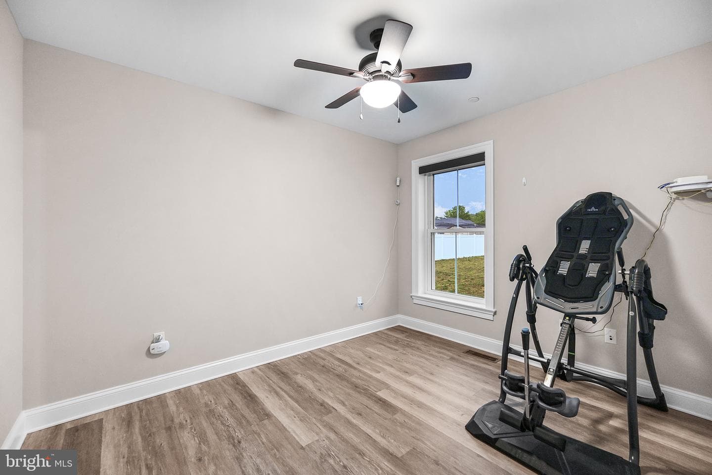 6236 Solomons Circle photo 18