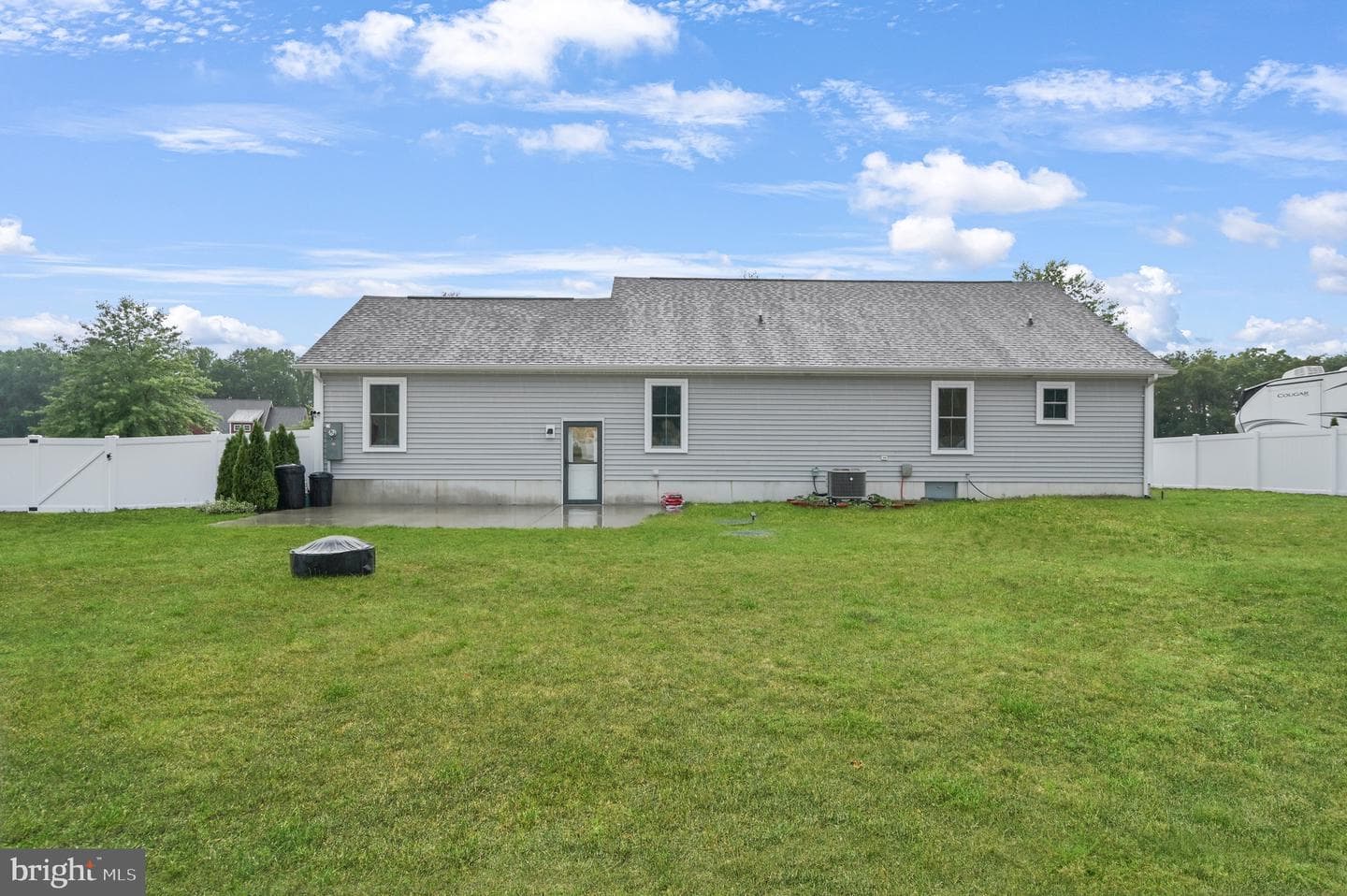 6236 Solomons Circle photo 24