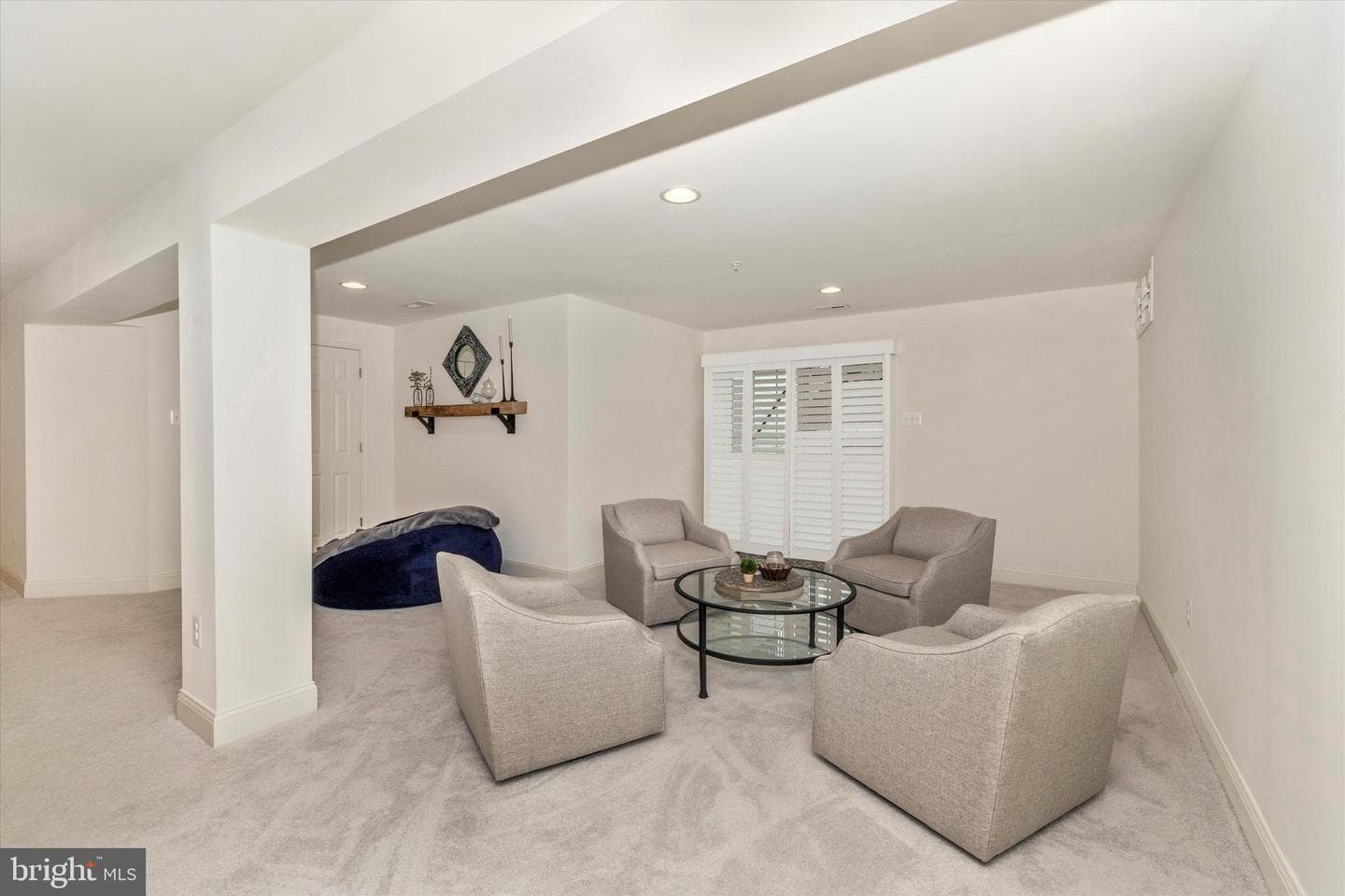 520 Isaac Russell Street photo 32