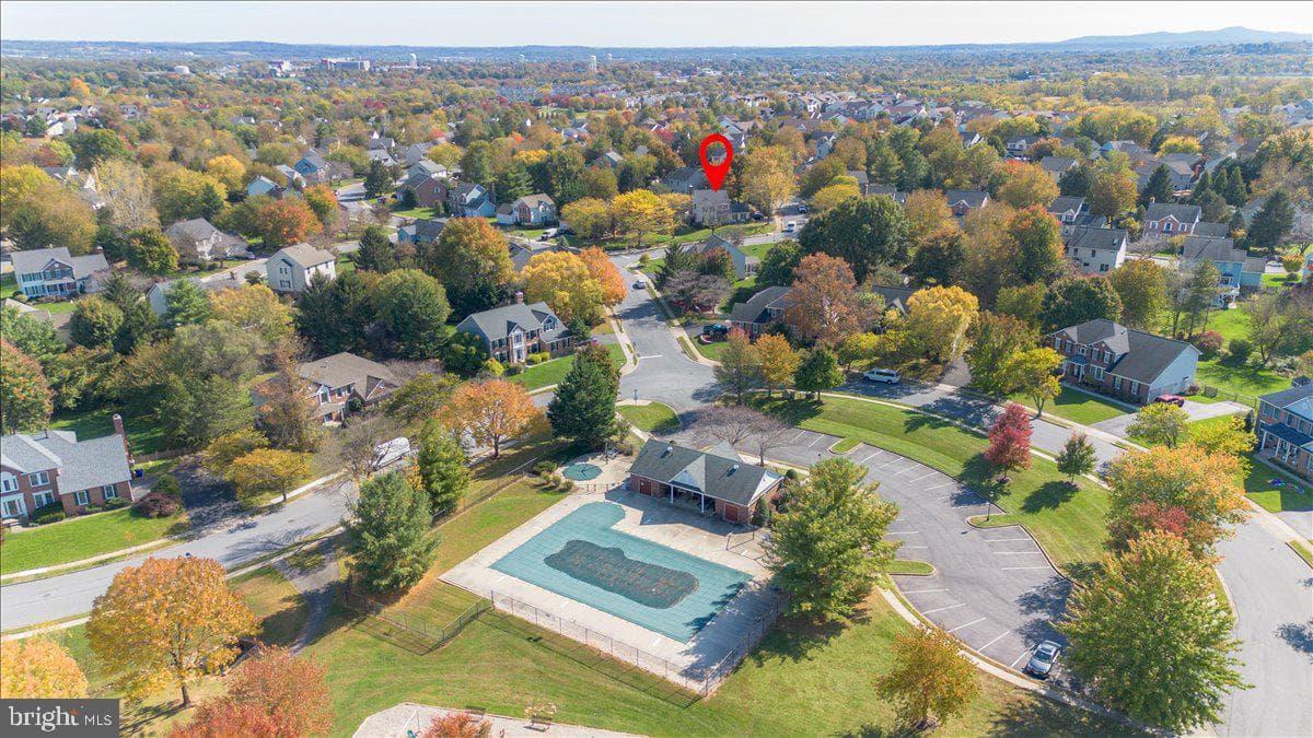 2110 Foxfield photo 51