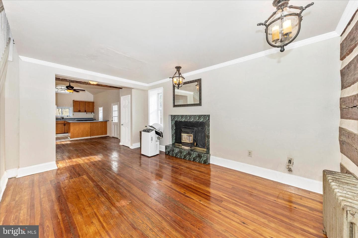 230 Knoxville Road photo 3