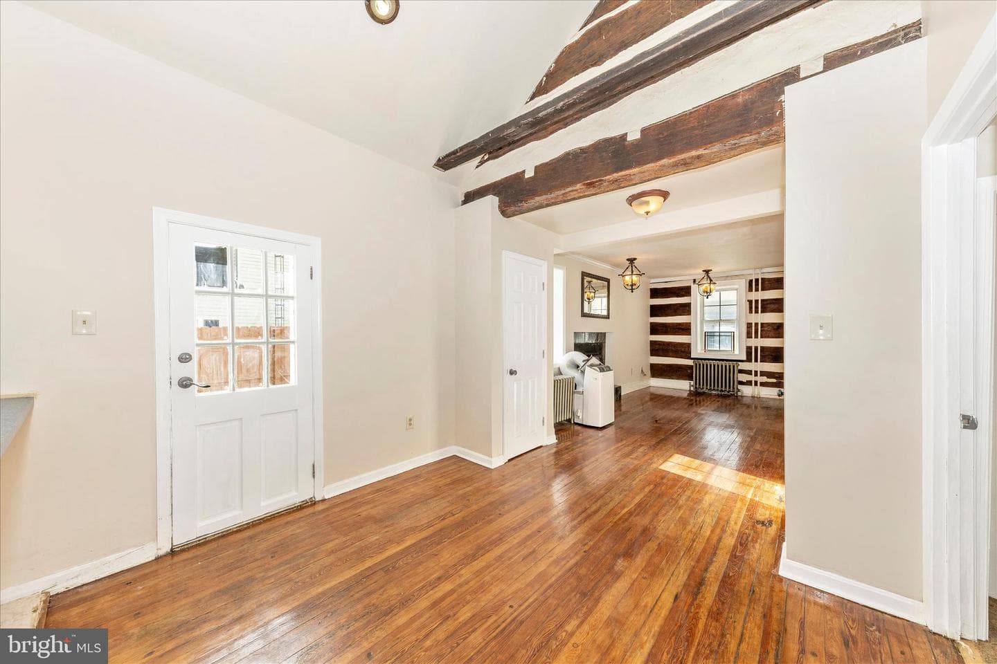 230 Knoxville Road photo 8